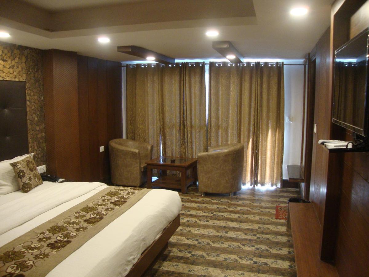 Hotel Hamers International Mussoorie Buitenkant foto