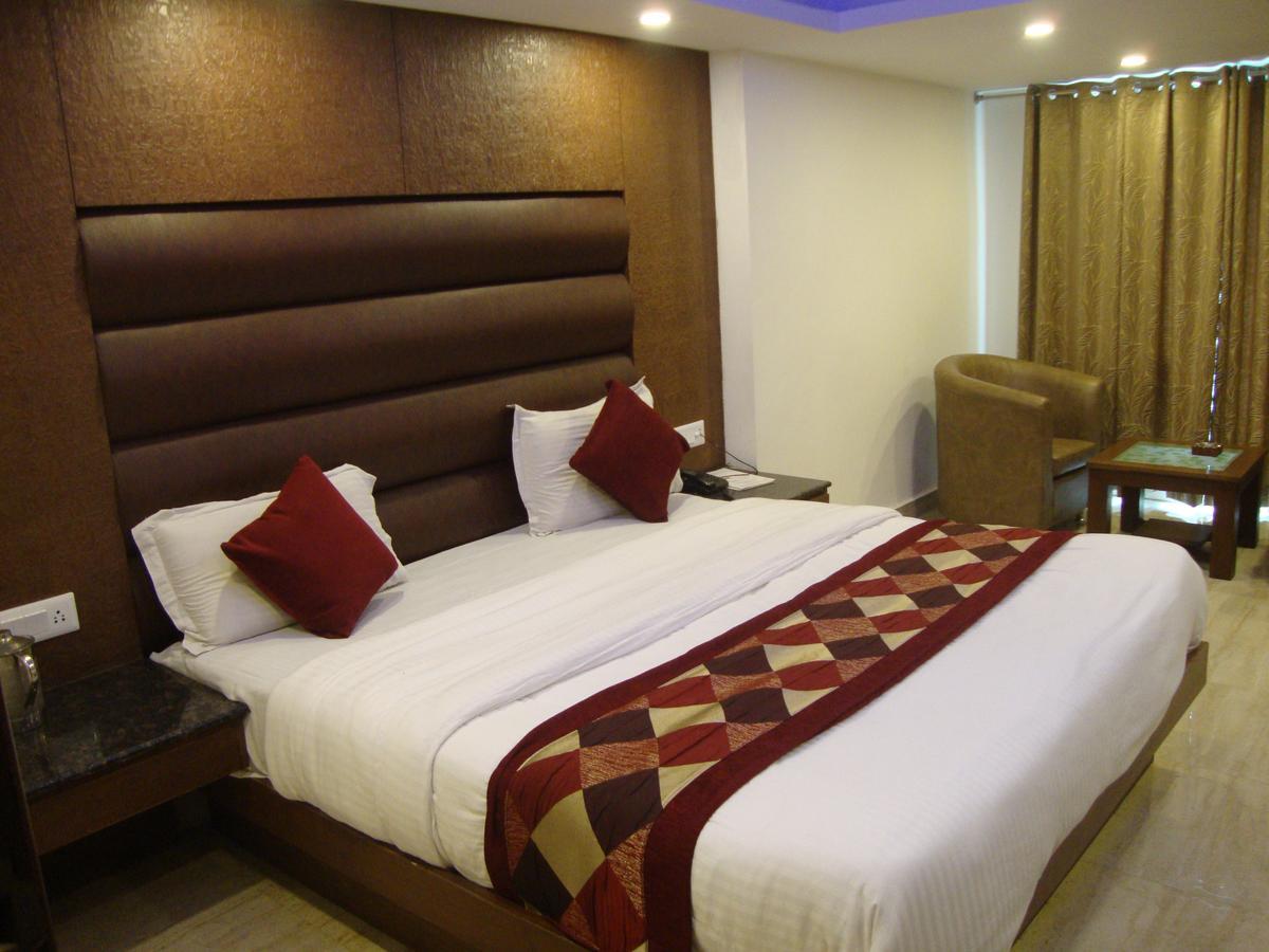 Hotel Hamers International Mussoorie Buitenkant foto