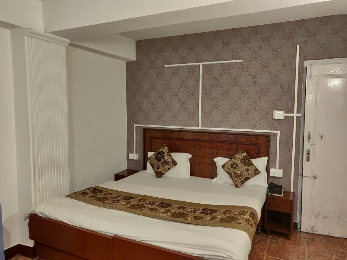 Hotel Hamers International Mussoorie Buitenkant foto