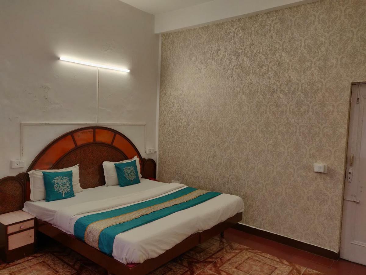Hotel Hamers International Mussoorie Buitenkant foto
