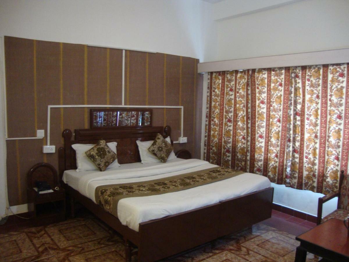 Hotel Hamers International Mussoorie Buitenkant foto